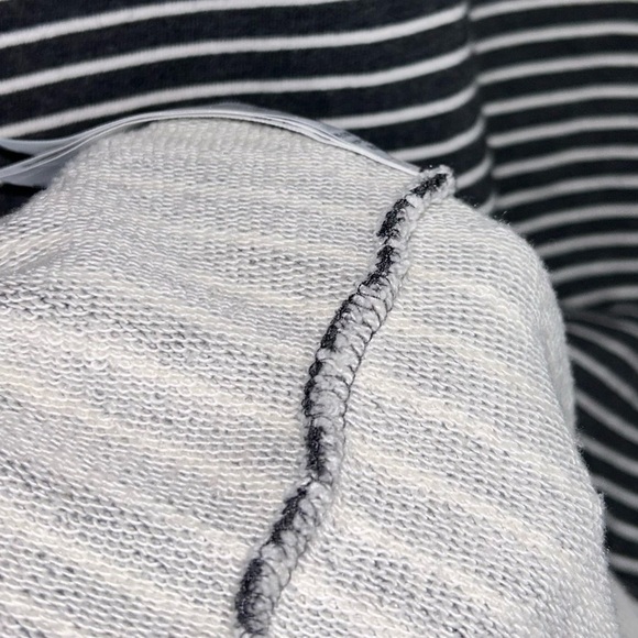 Abercrombie & Fitch Dress Sweater Sweatshirt Terry Cloth Striped Long Sleeve - Picture 12 of 13